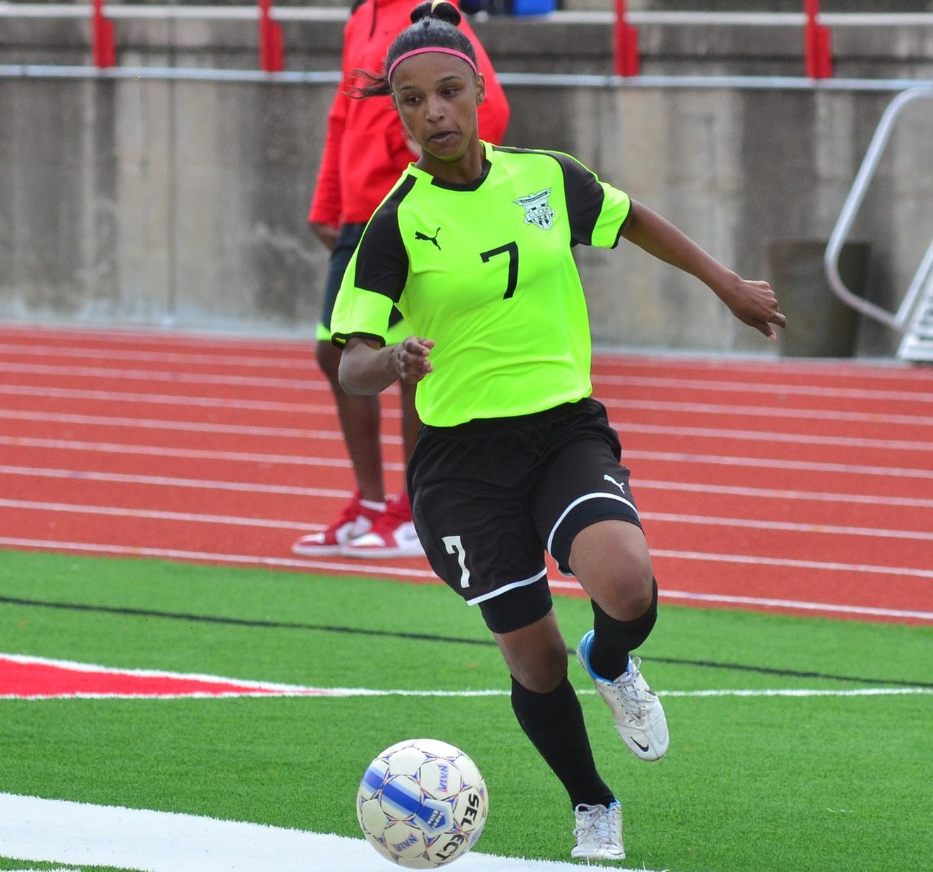 Cupertino's fourgoal performance helps power Cloud County to 62 win