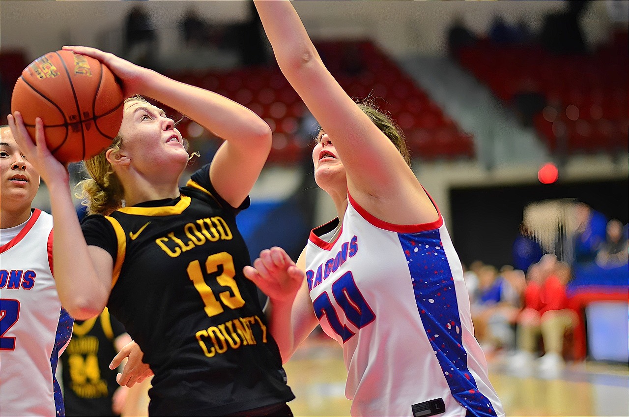 Shea Wurtz Shooting vs Hutchinson - 2025