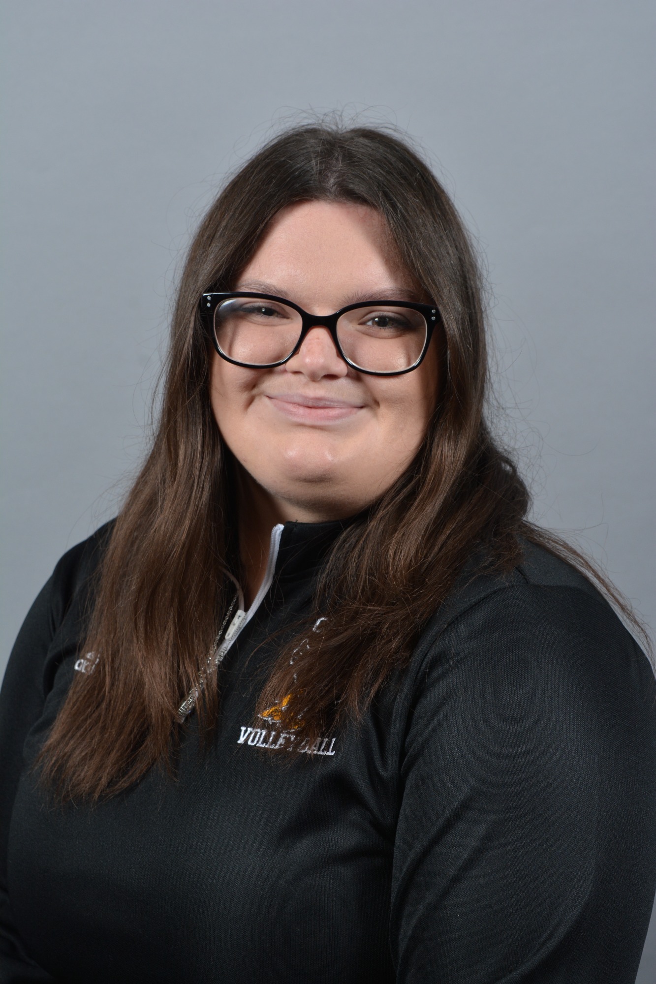 A Head Shot of Elizabeth Schrag