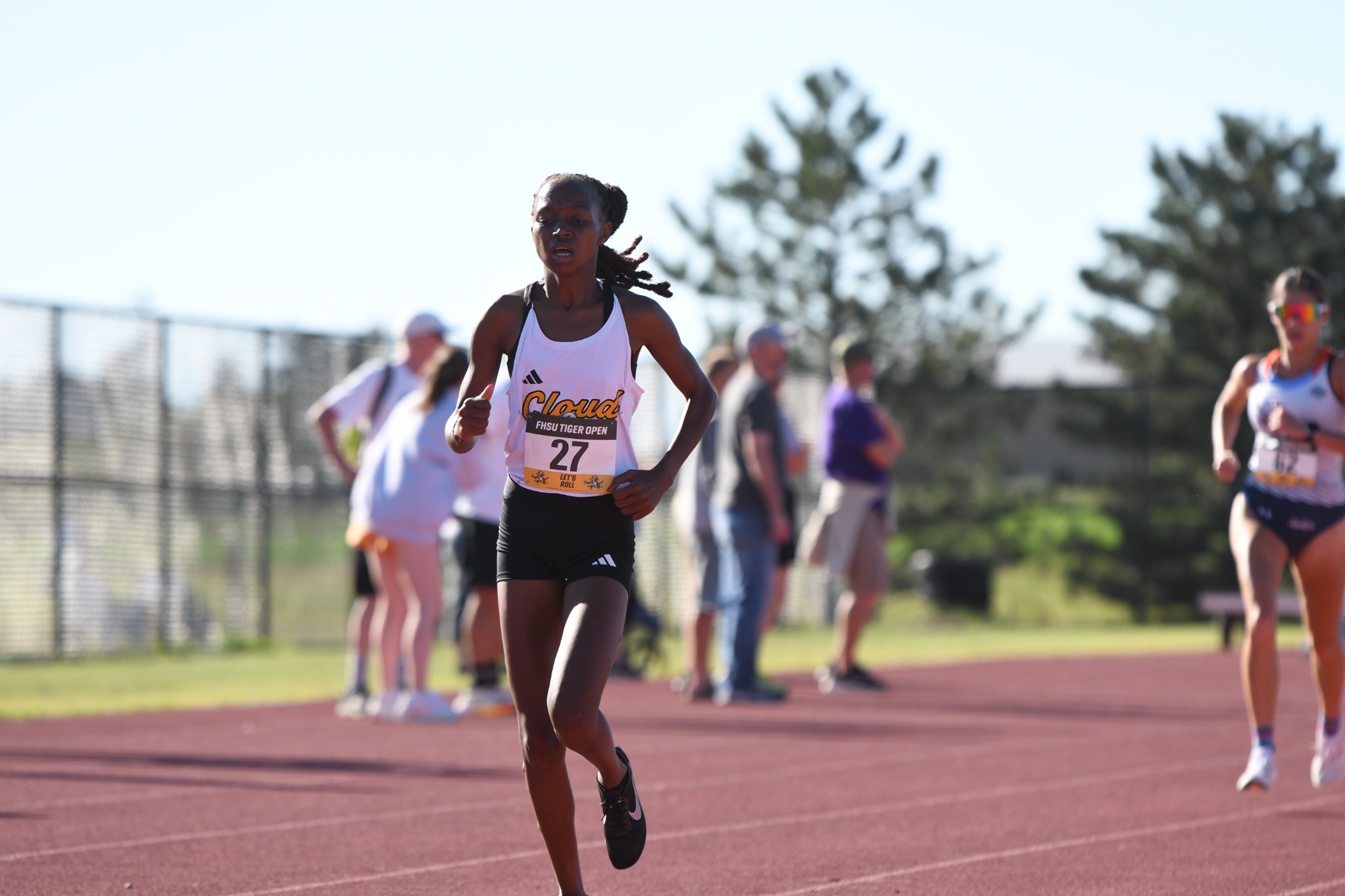 Faith Jepchumba Running at FHSU Tiger Open 2026