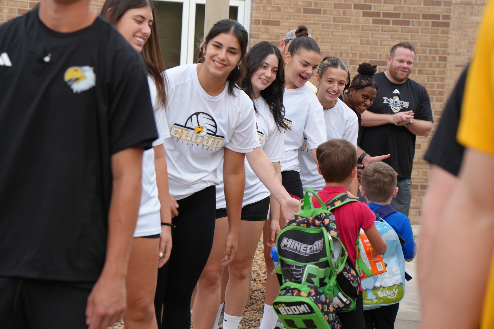 Cloud County Student-Athletes Welcome Students Back to School at Concordia Elementary School
