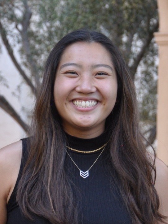 Lauren Suezaki headshot 2022-23