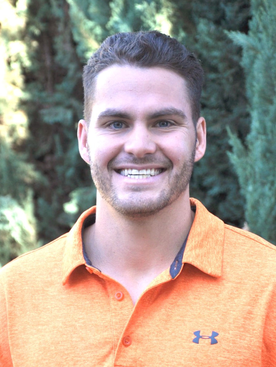 Grant Victor Headshot 2022-23