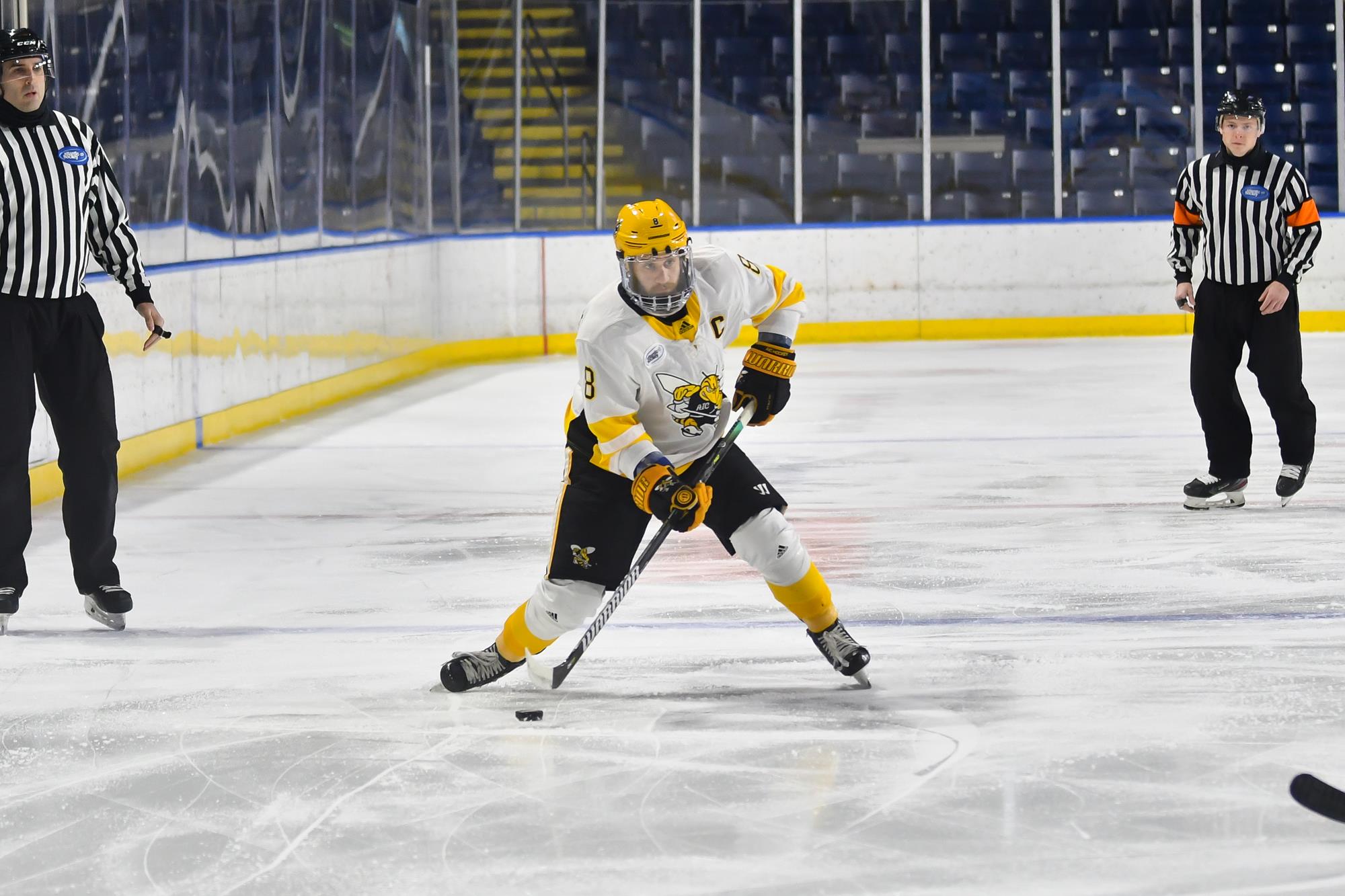 Brennan Kapcheck 2020 21 Men S Ice Hockey American International College Athletics Brennan Kapcheck 2020 21 Men S Ice Hockey American International College Athletics