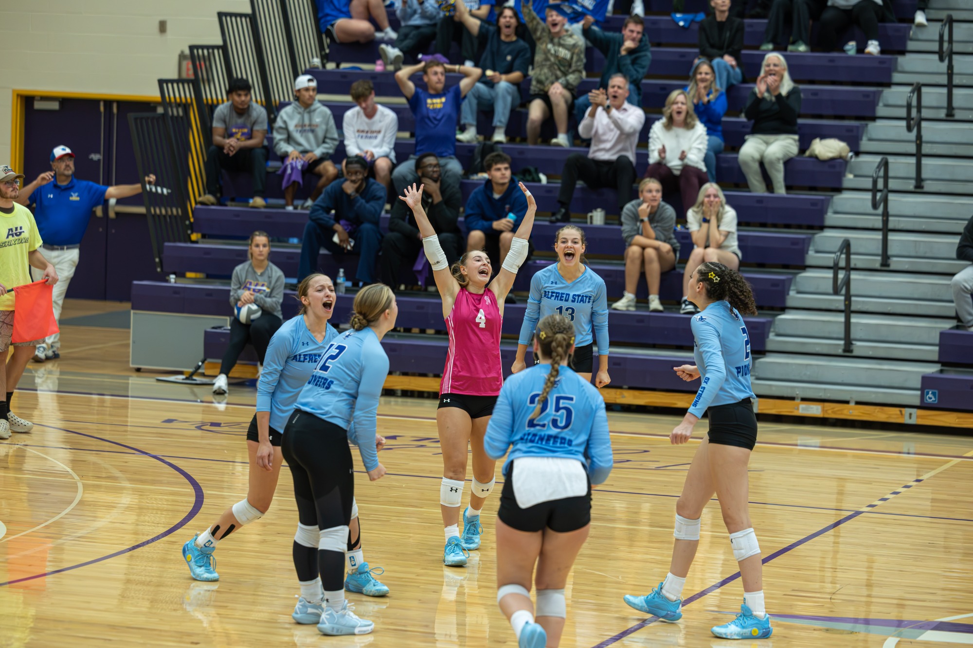 Volleyball vs AU