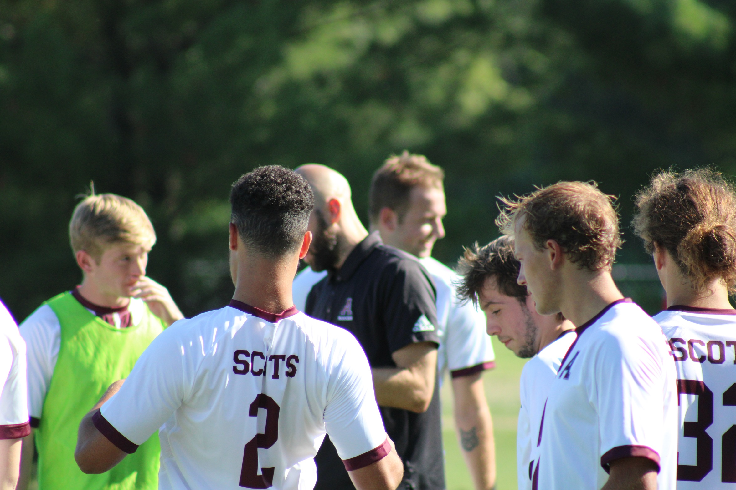 Men's Soccer Drops Tough Game on the Road - Alma College