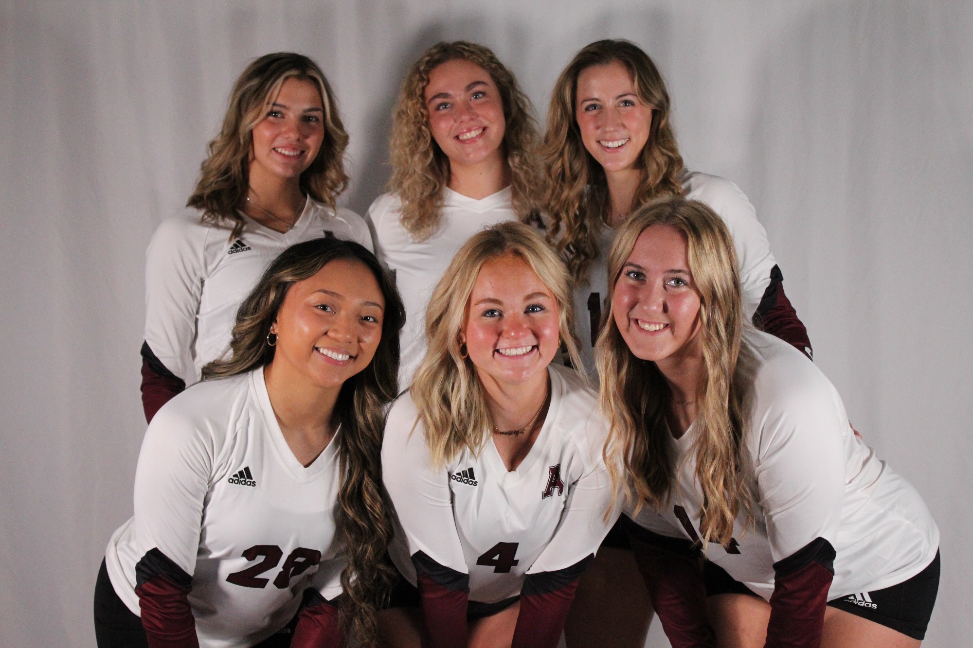 Volleyball Dominates Wooster in Battle of the Scots Alma College