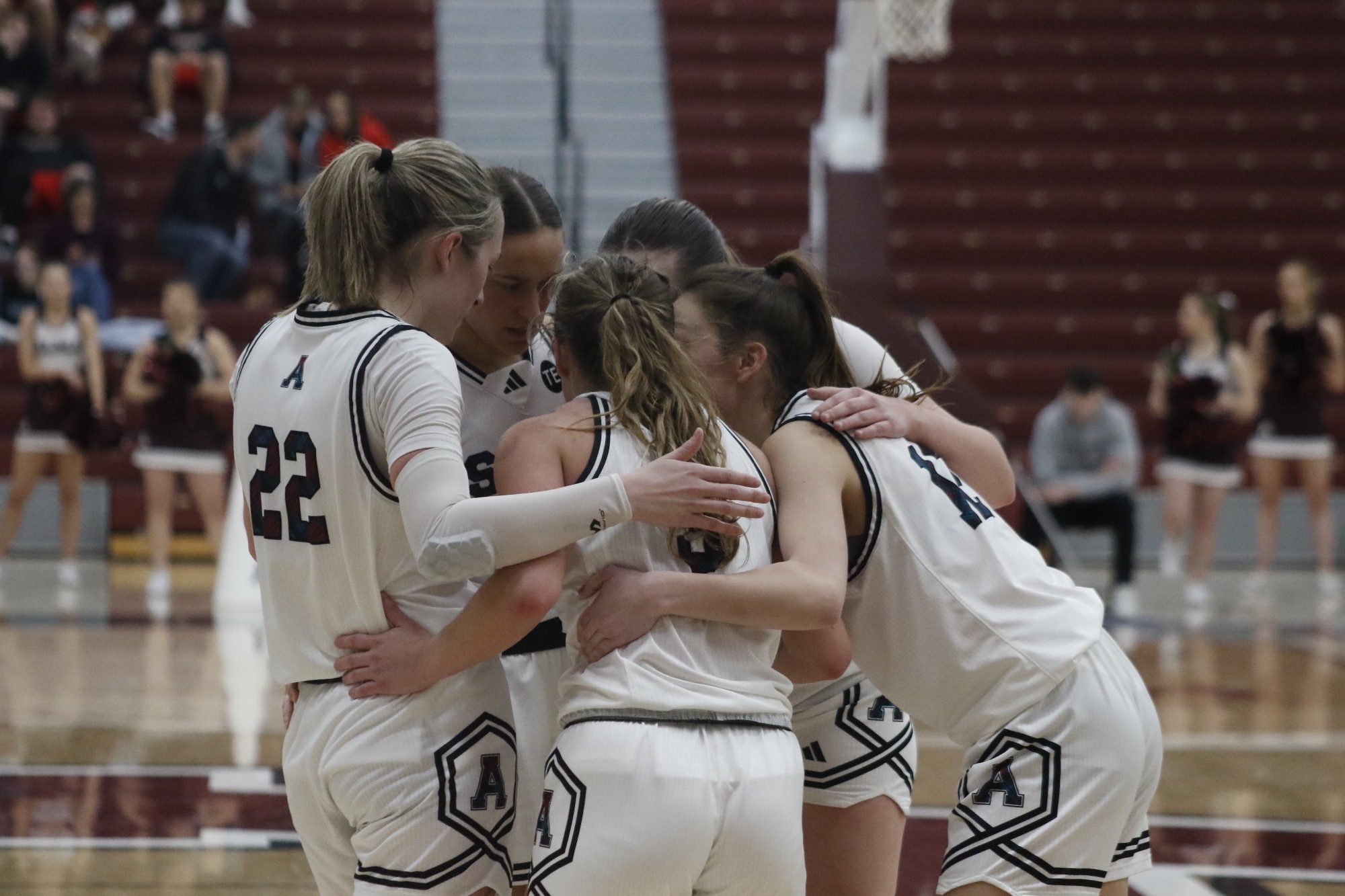 WBB Bows Out of MIAA Tournament Against 4th Seed Albion Alma College