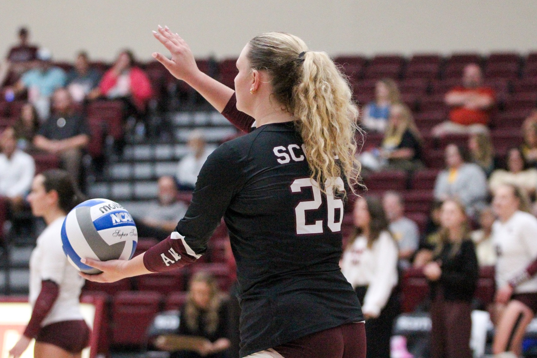G Steiner prepares to serve