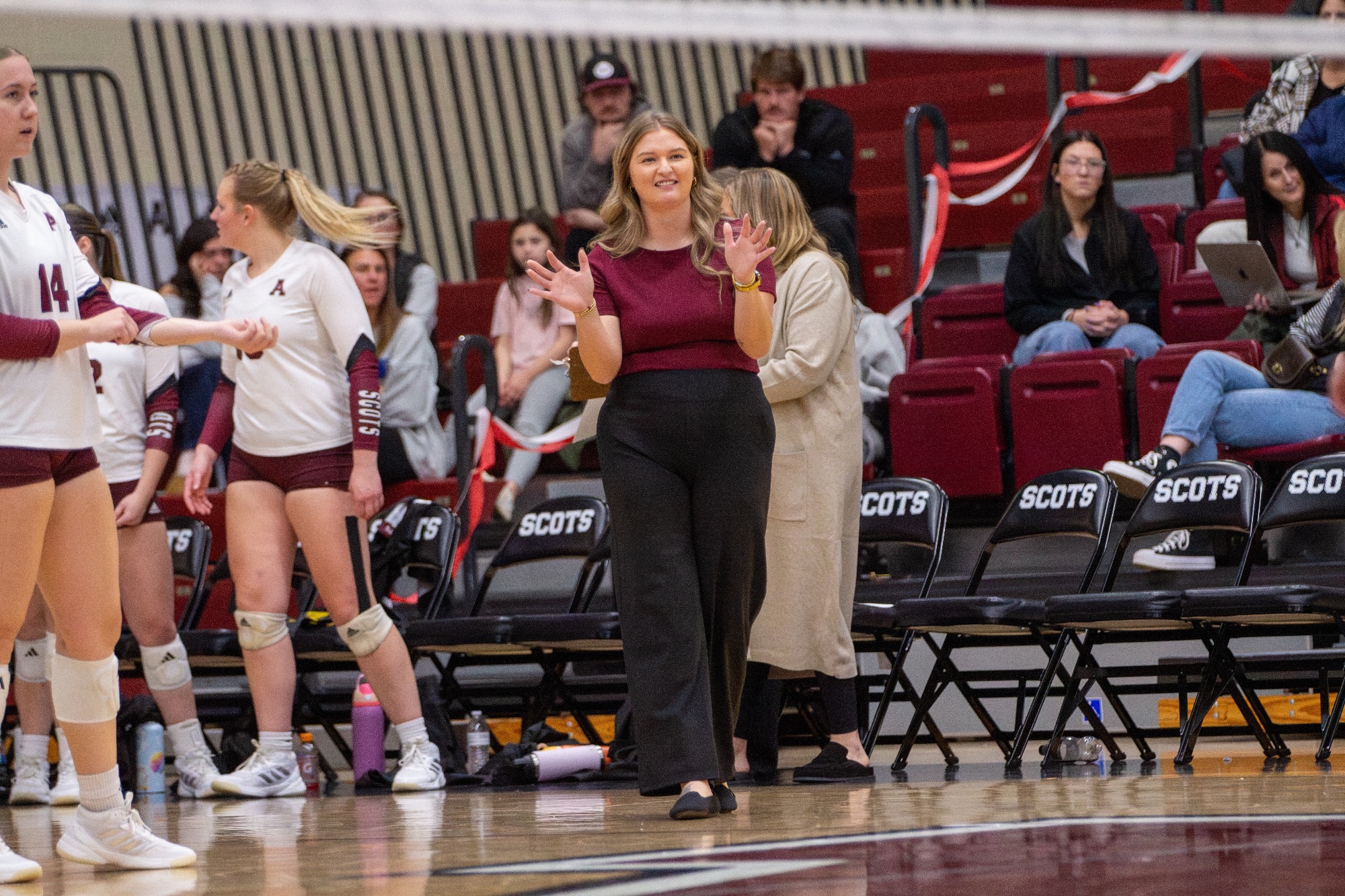 L Good celebrates a point vs Calvin