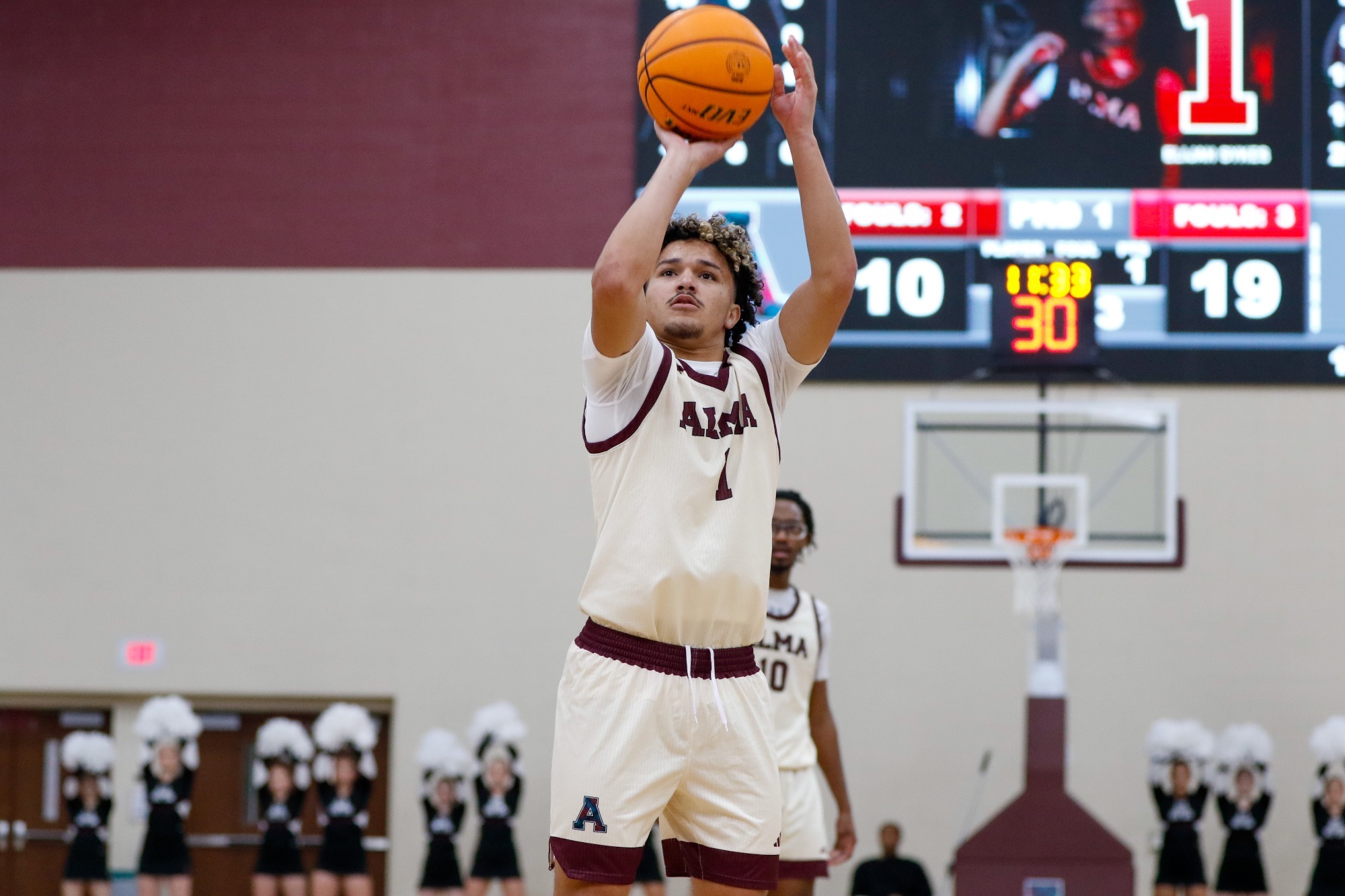 MBB v Olivet 26 H ES