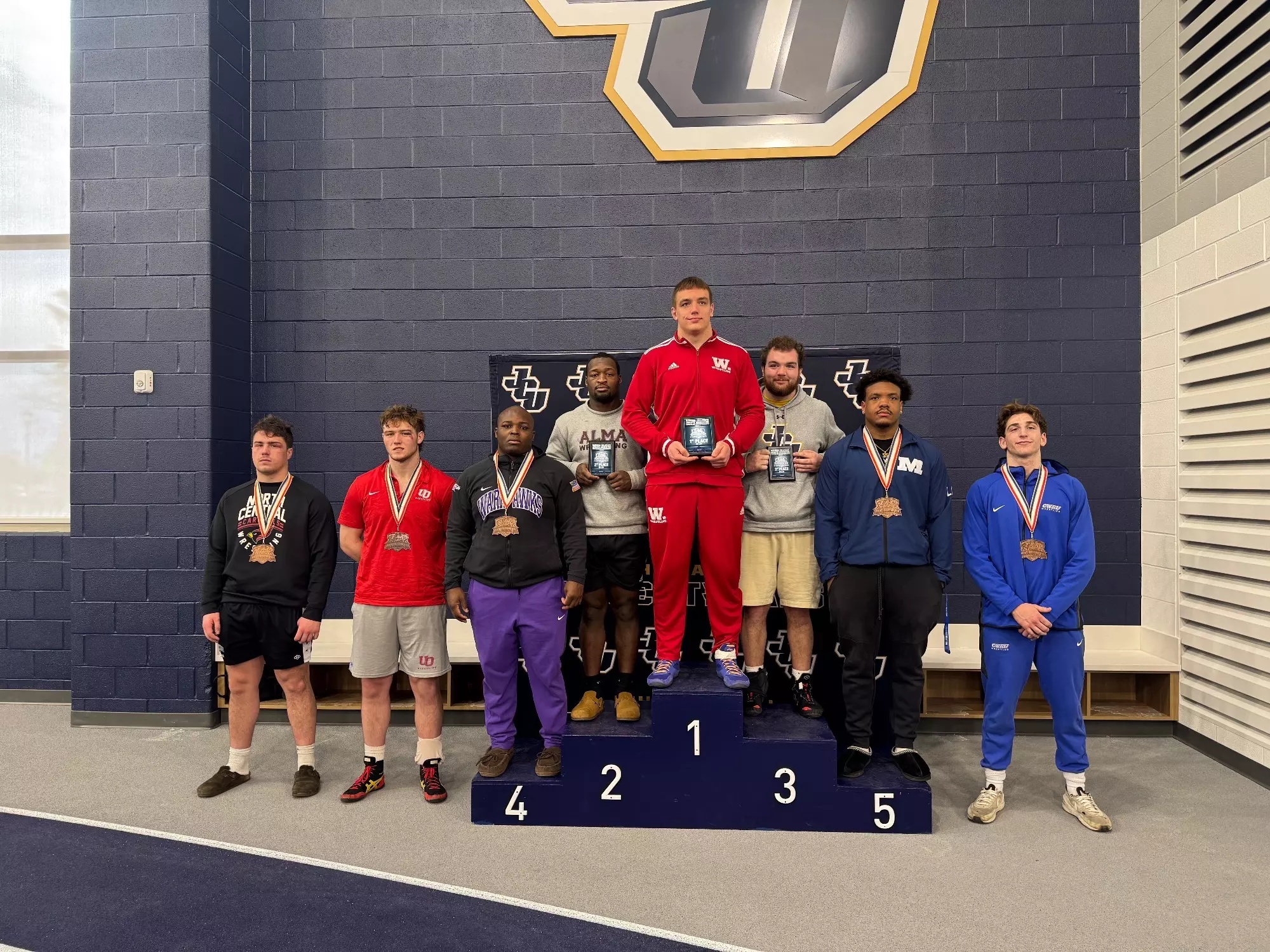 MWR - NCAA Central Regional 26 C Bell Podium