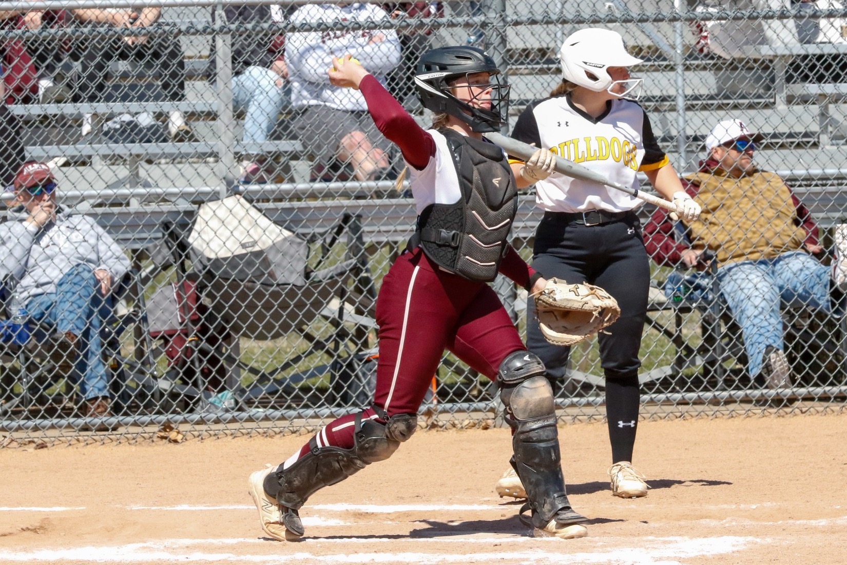 S Somerset throws down to second