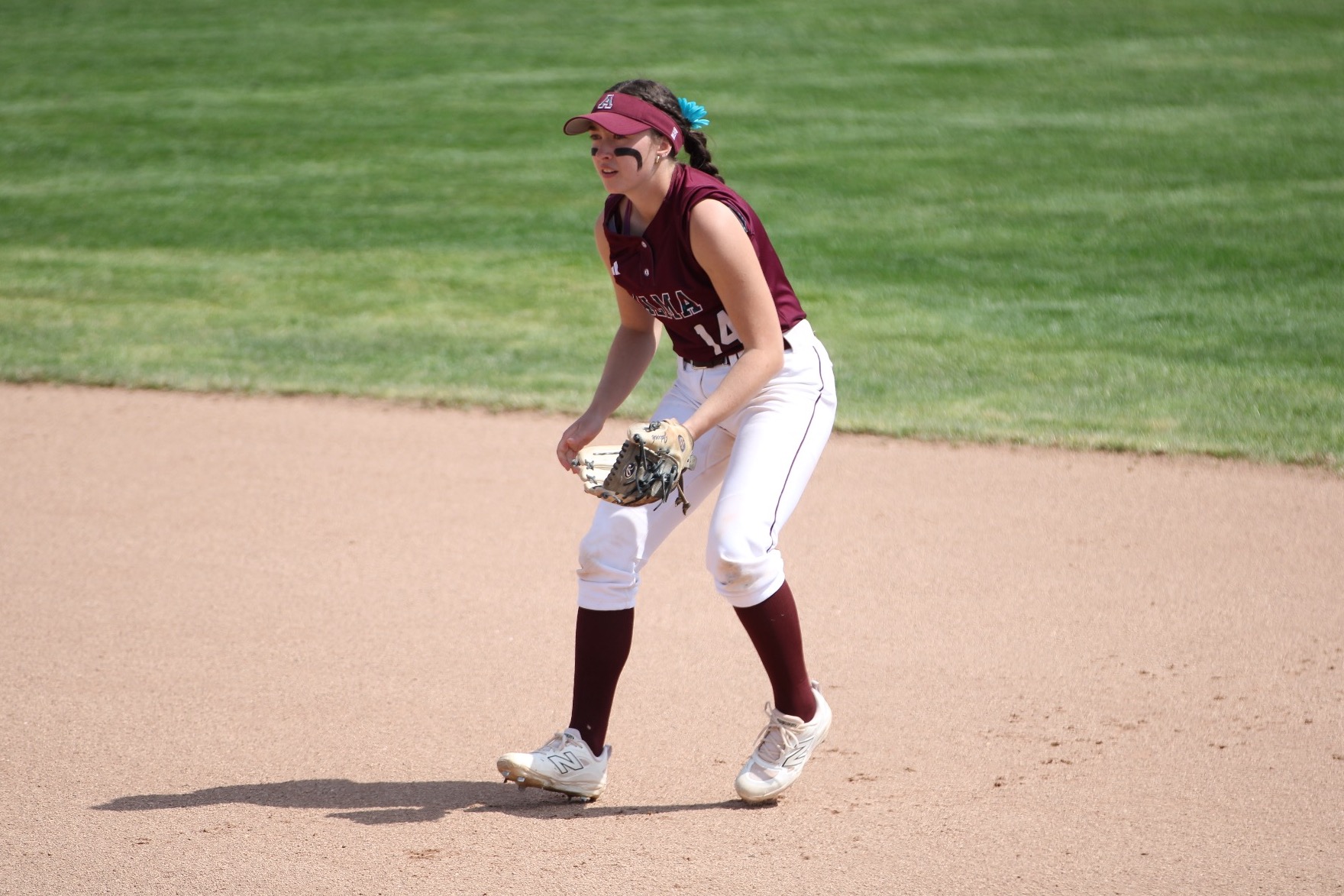 J Duncan prepares to field a ball