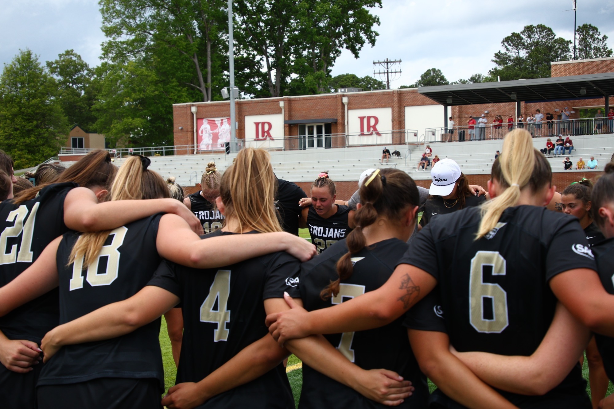 WLAX