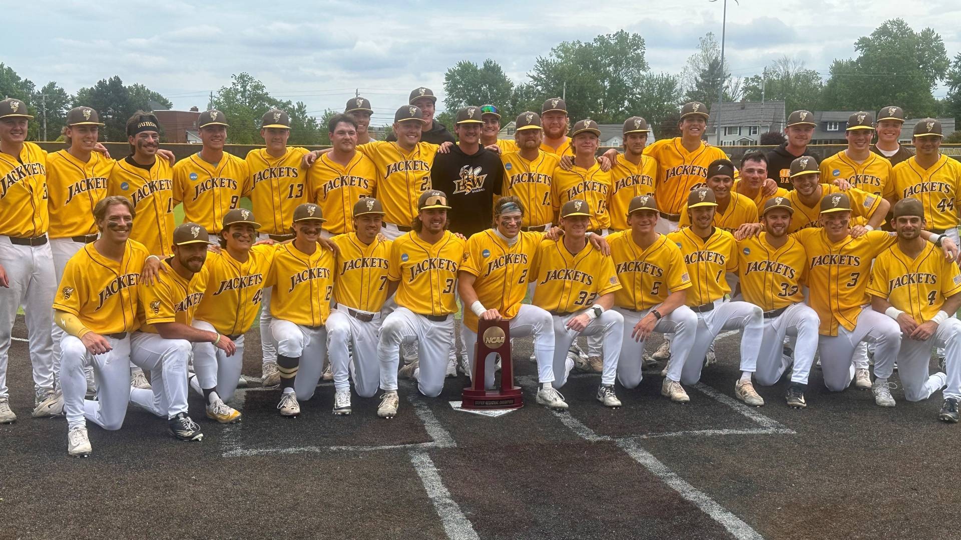 Baseball Advances to 2026