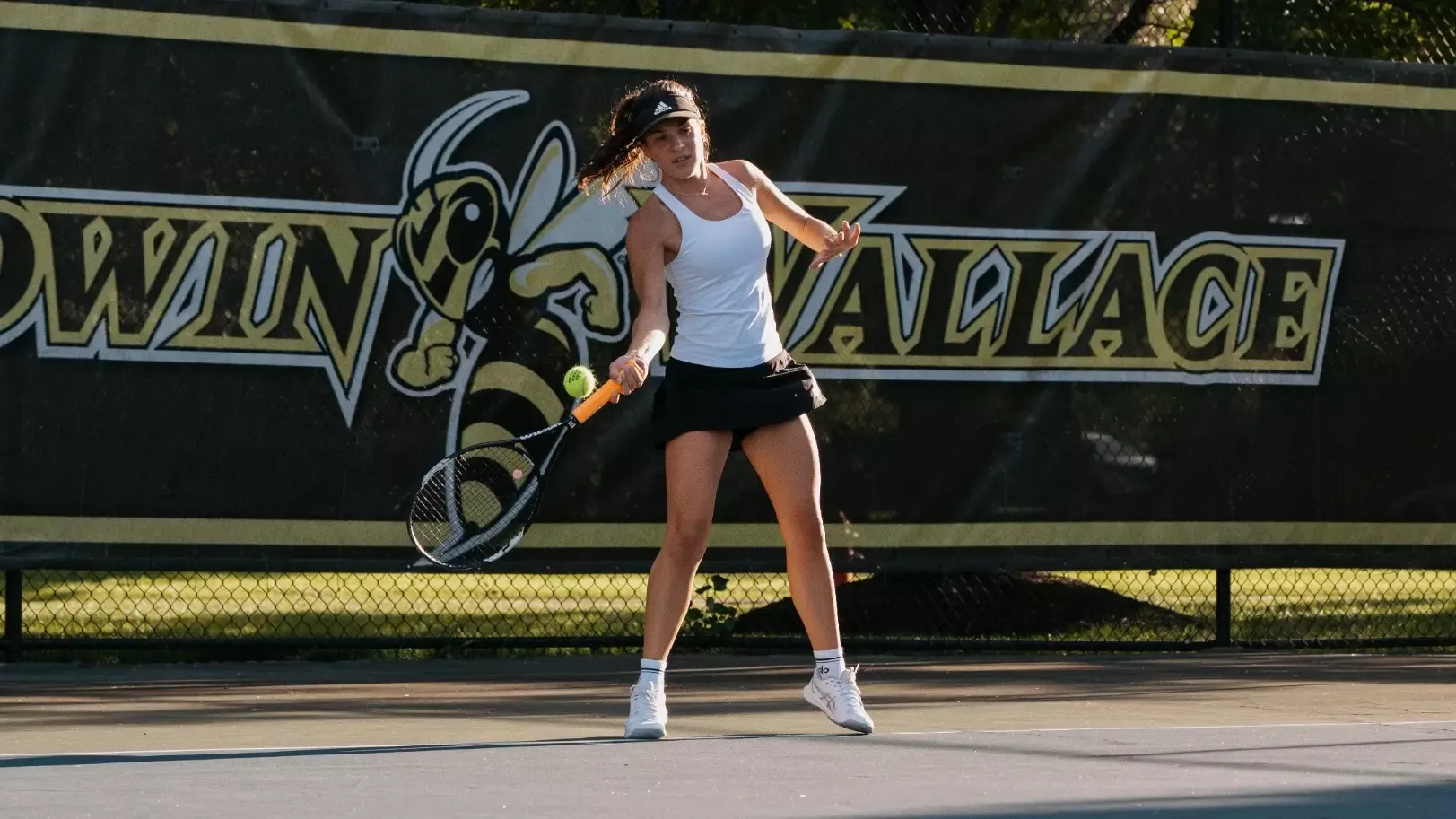 Olivia Koutouras - 2026 vs Thiel