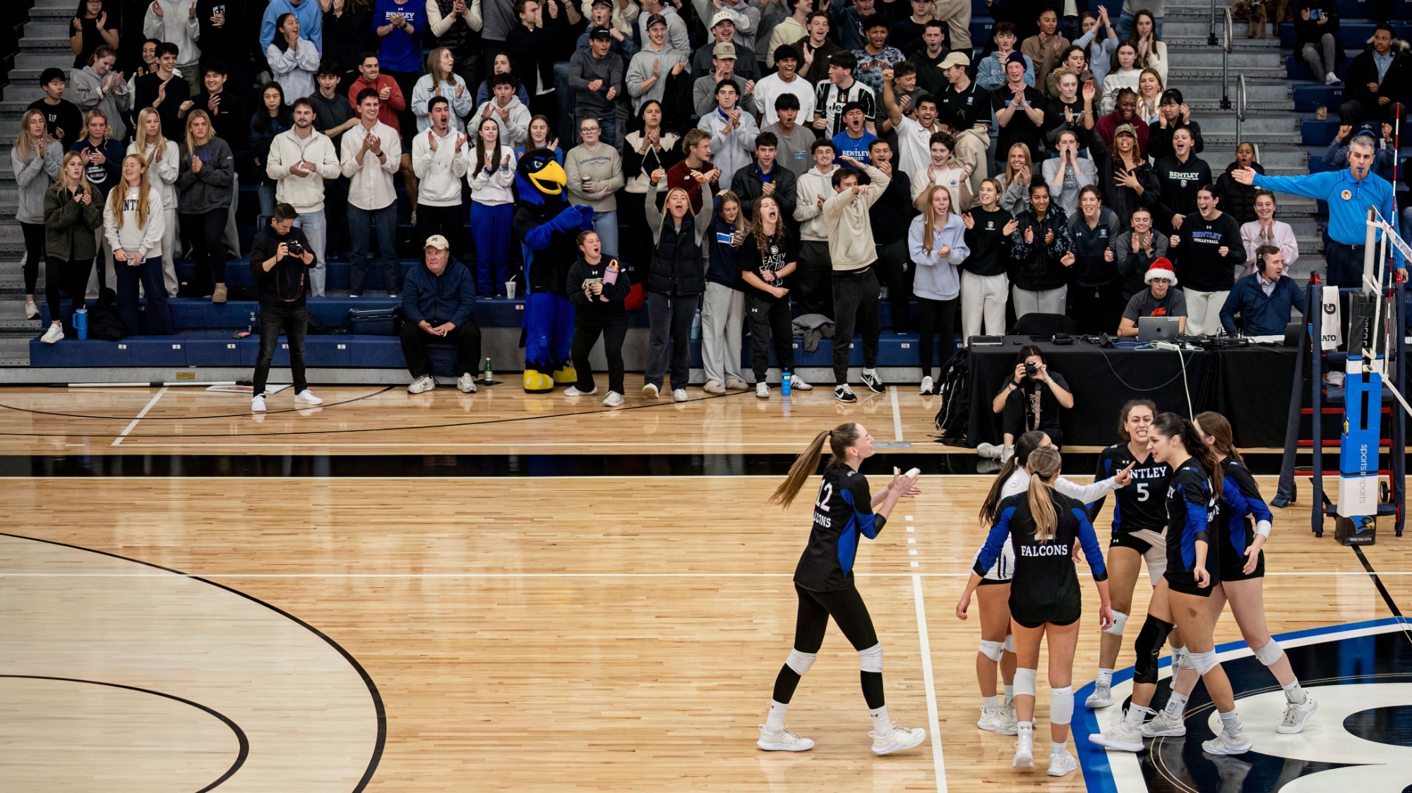 VB NE10 Champ High Angle