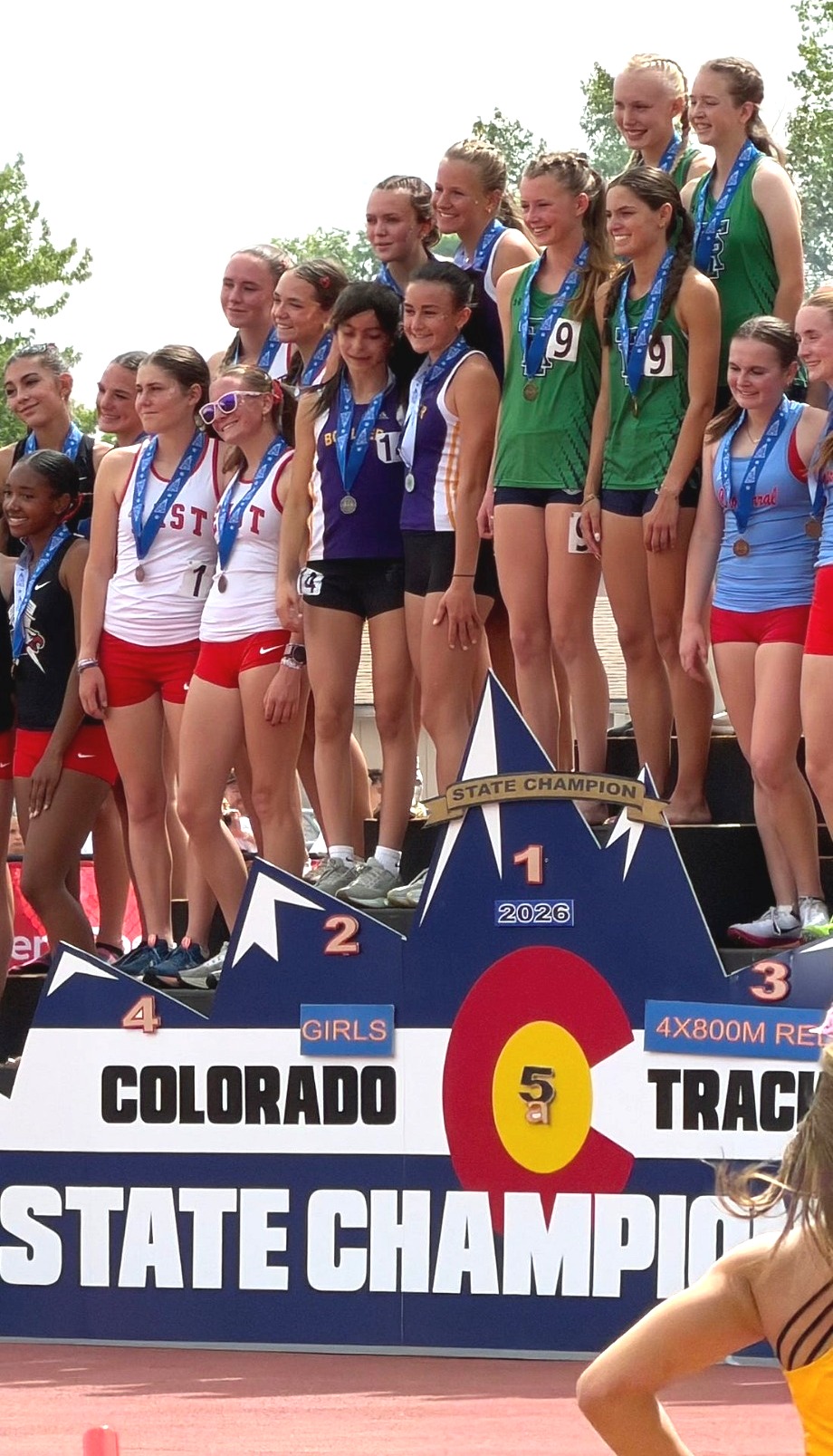 Boulder-High-Girls-4x800-2026-2