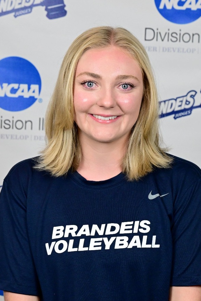 Emma Smallcomb head shot