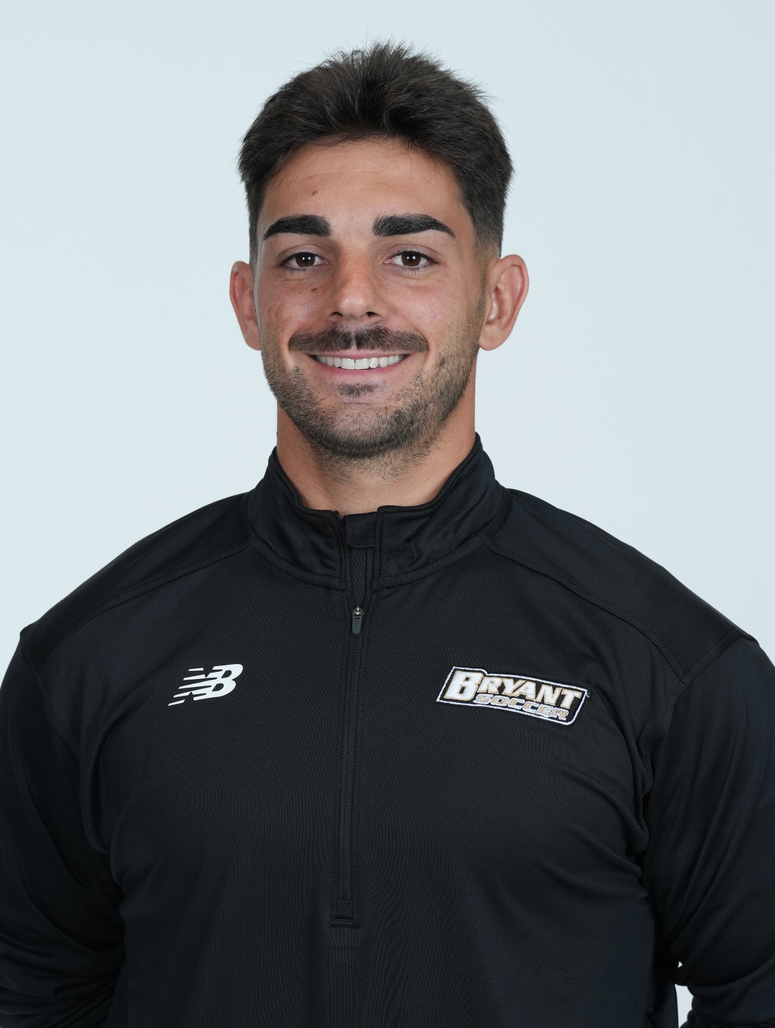 Jonas Cervera Headshot