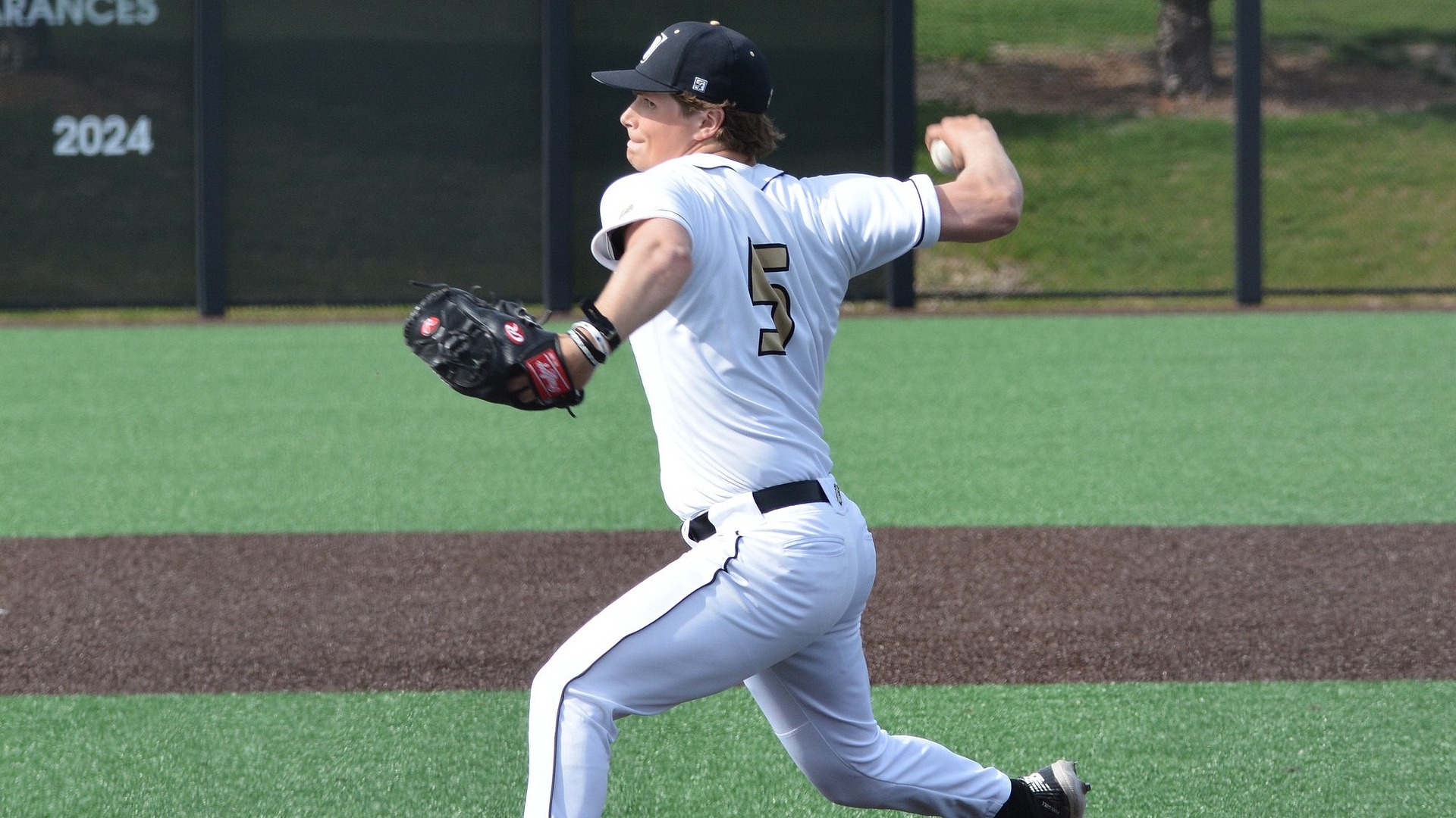 Mike Belcher delivers a pitch vs UMass Lowell