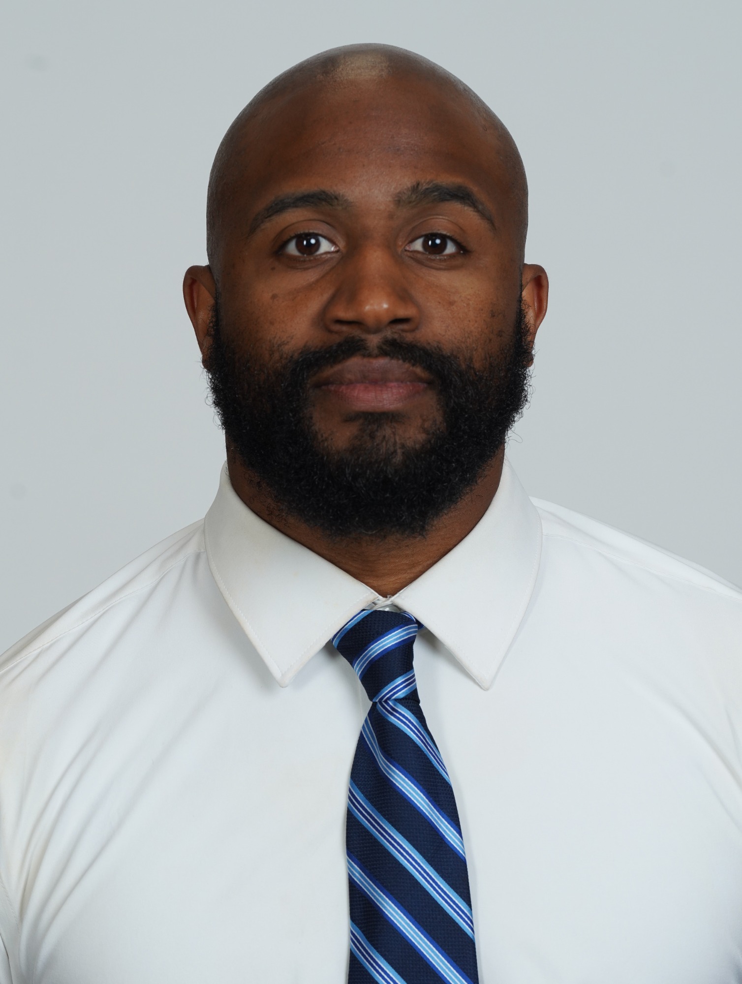 Jordan Frost-Dixon Headshot