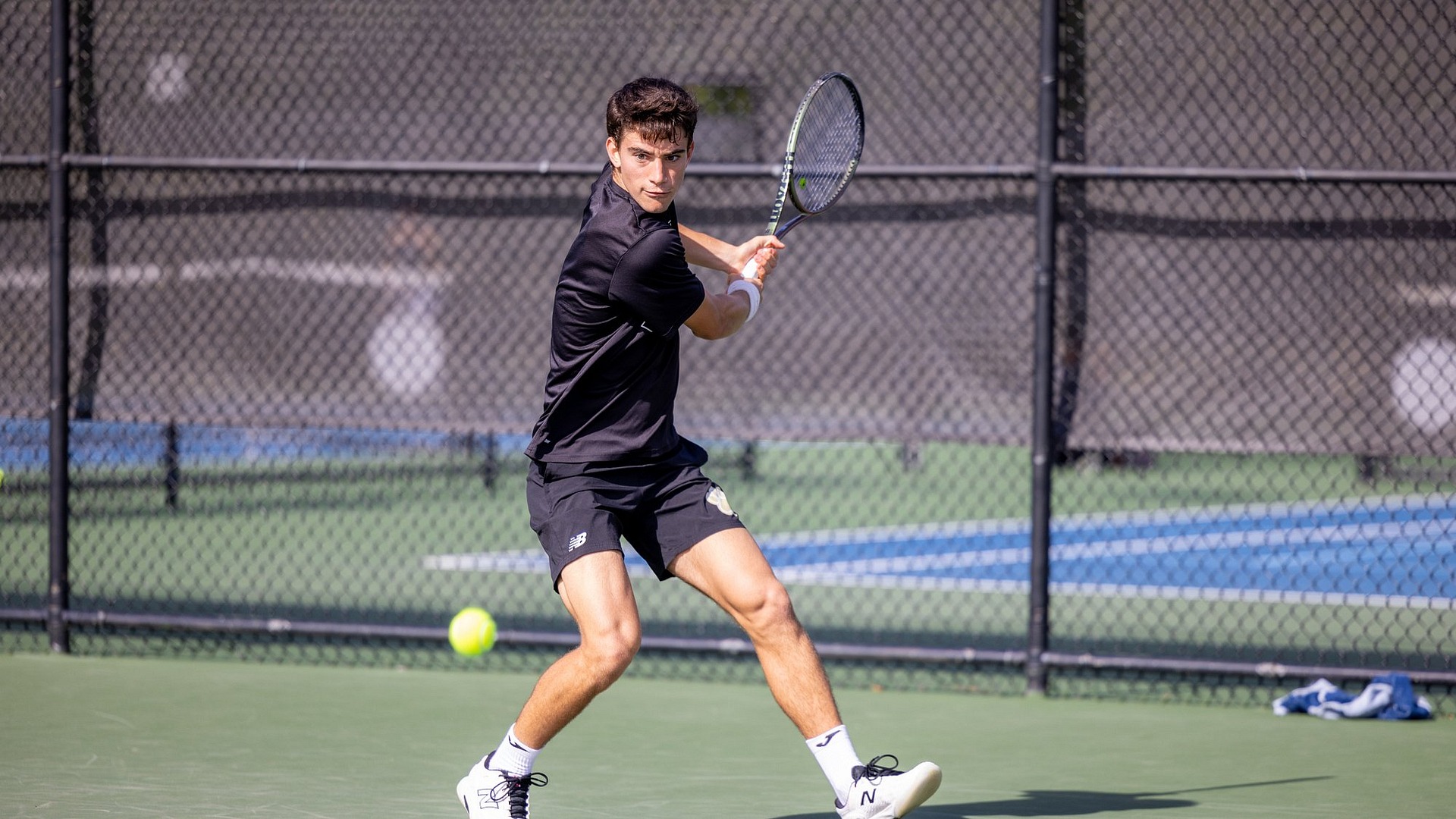 Miguel Machado backhand