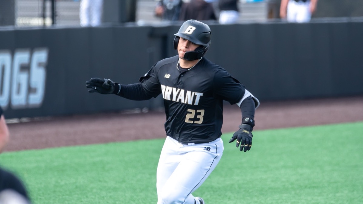 Ellis Garcia rounds third vs UAlbany