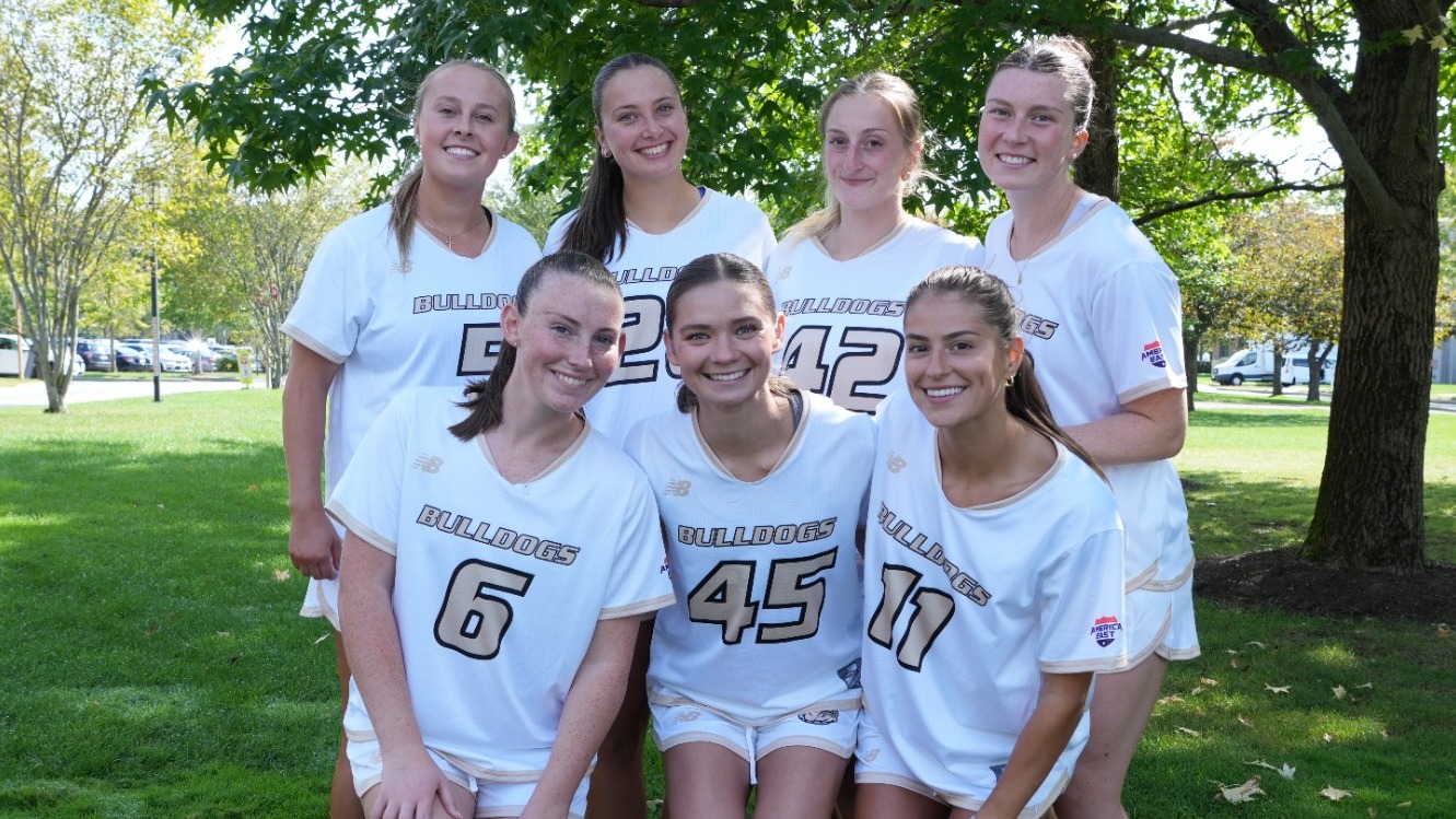 Bryant Lacrosse Seniors Pose as a Group
