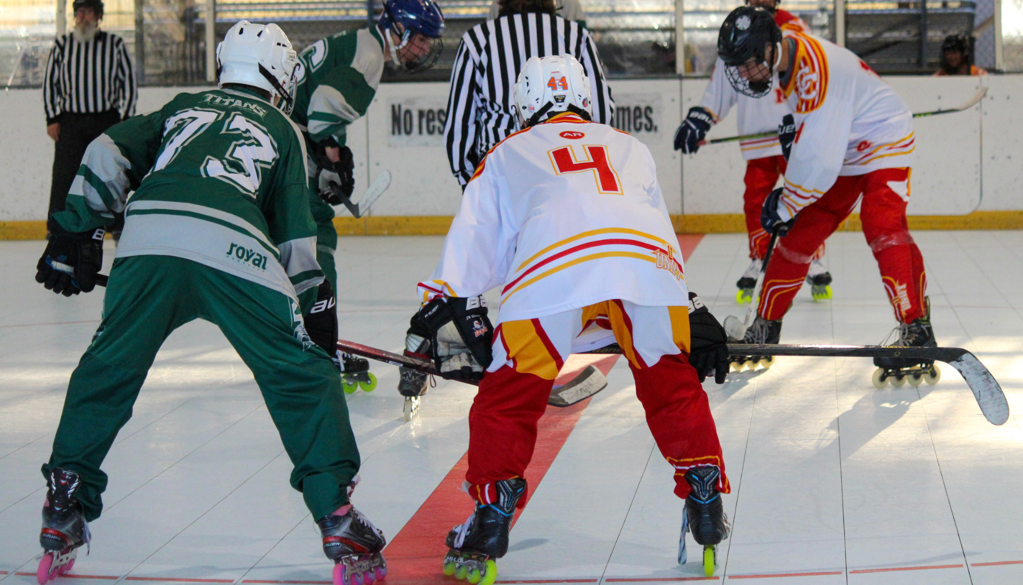 Roller Hockey action 4.16