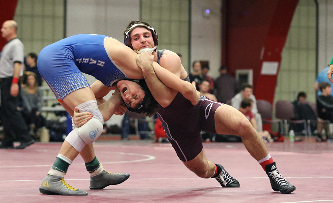 UChicago Wrestling Goes 30 at Chicago Duals University of Chicago