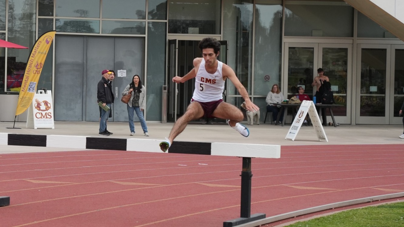 Agustin Gomez de la Vega action shot