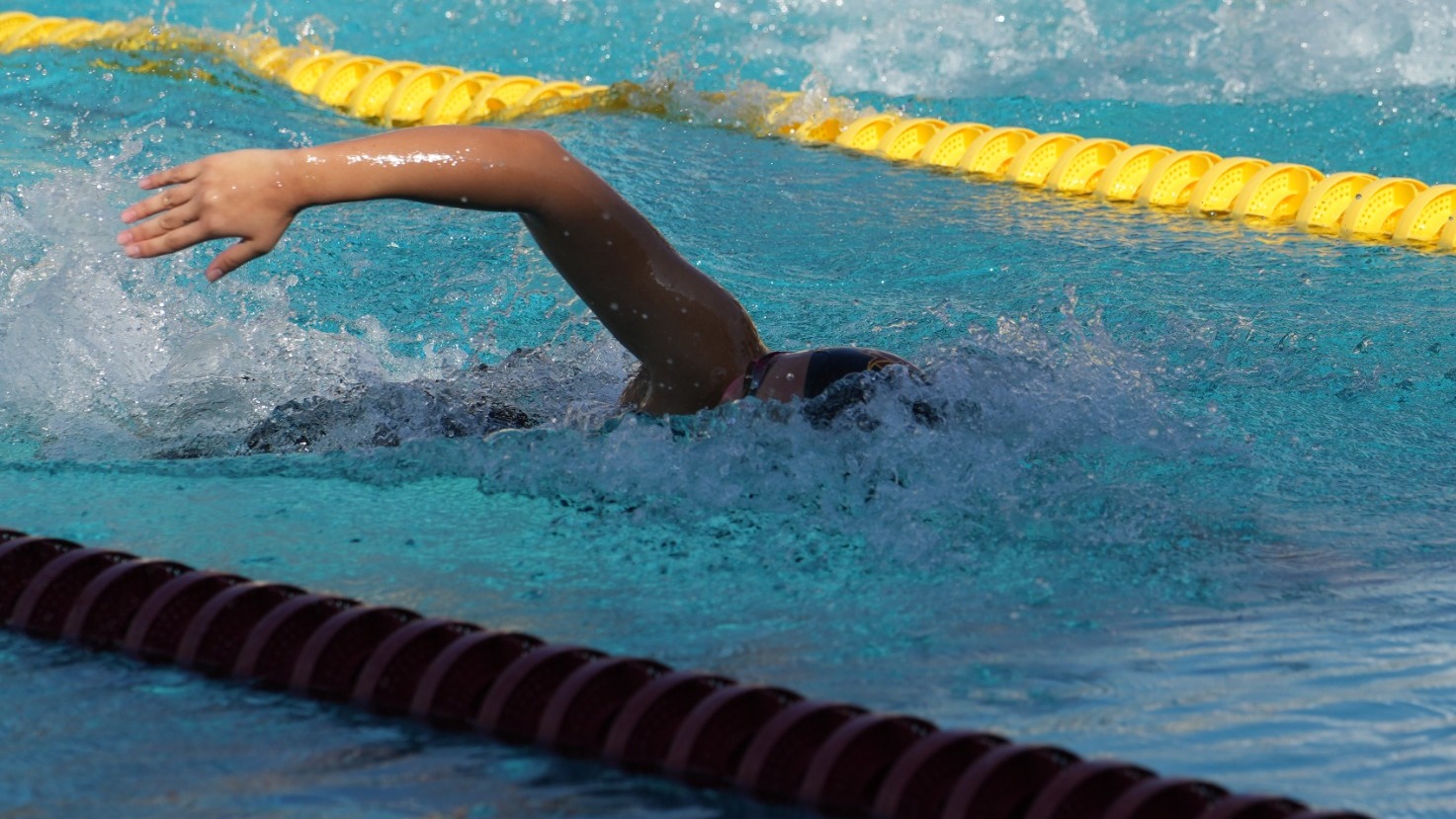 Sun Young Byun swimming the freestyle