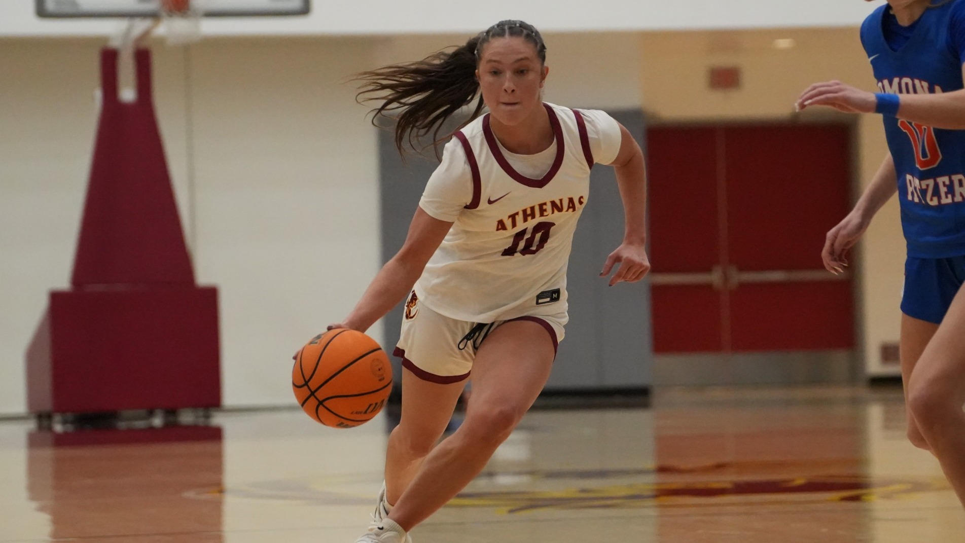 Caleigh Edwards dribbling