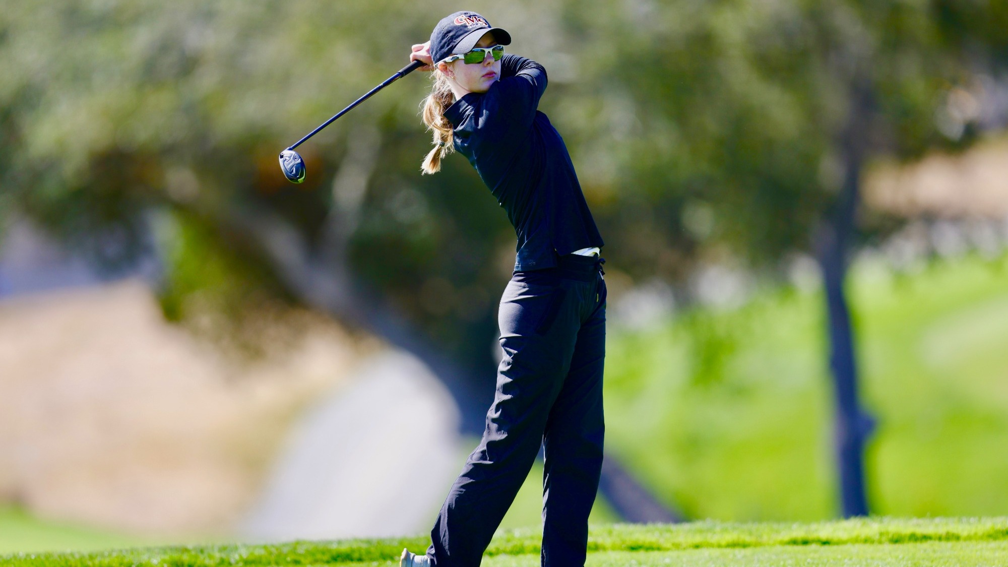 Katherine Keith tee shot
