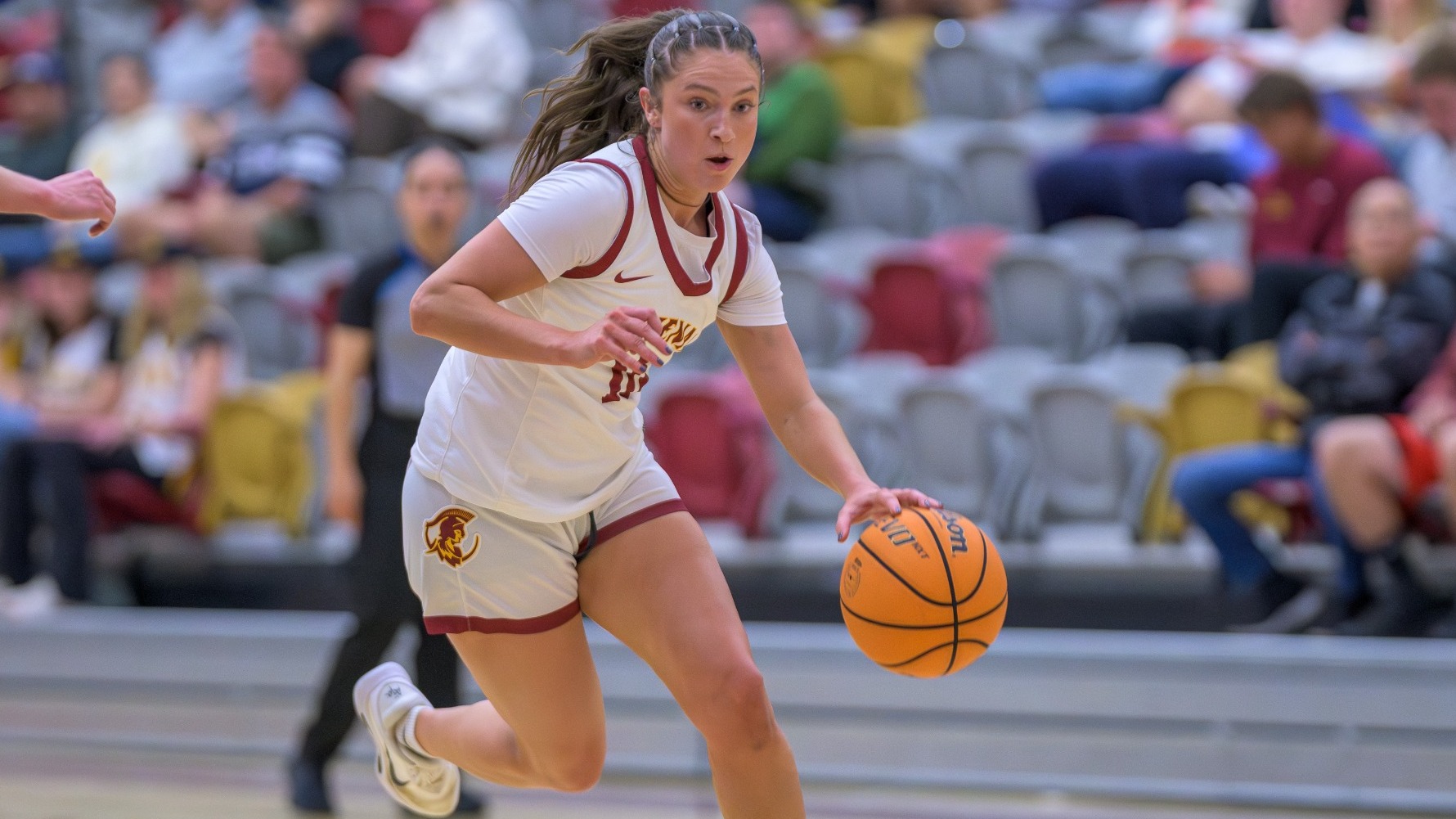 Caleigh Edwards dribbling