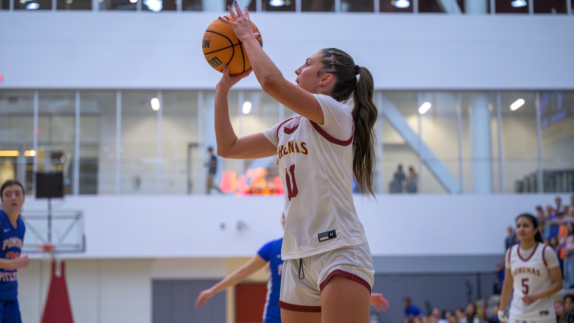 Caleigh Edwards shooting a jump shot