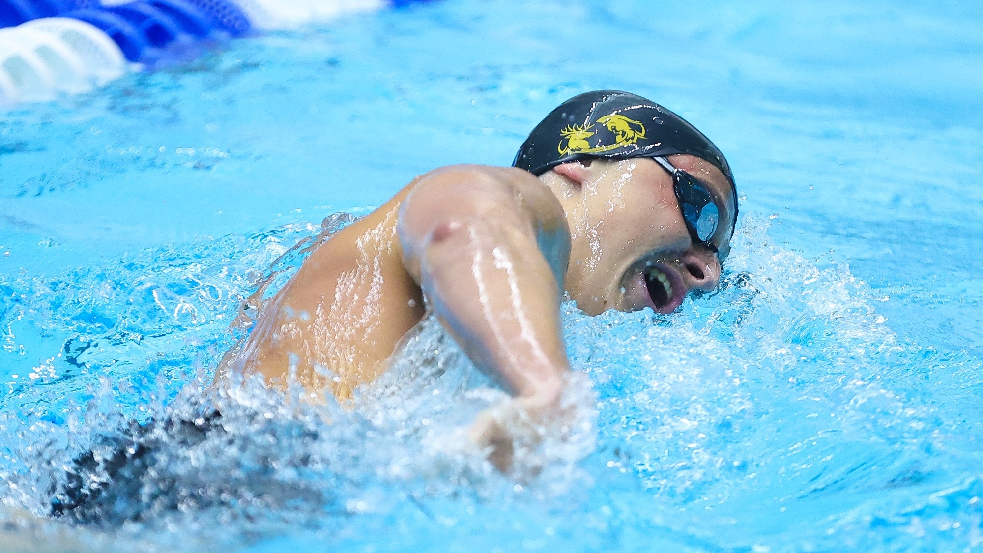 William Jones swimming the freestyle