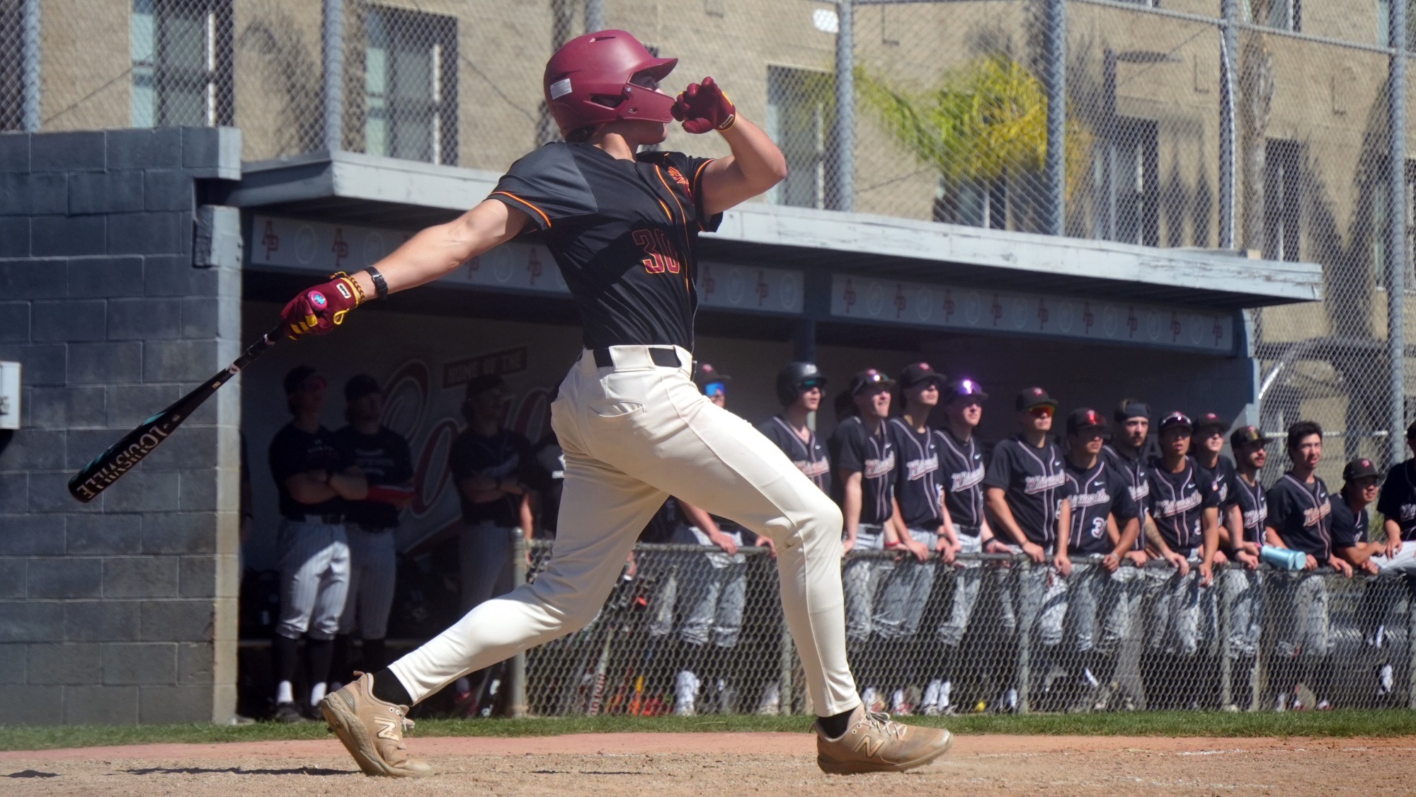 Josh Jacobs home run swing