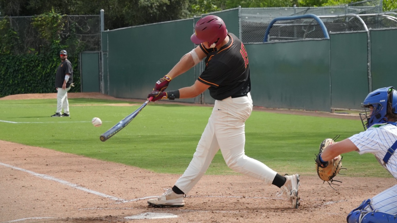 Alex Henderson hitting