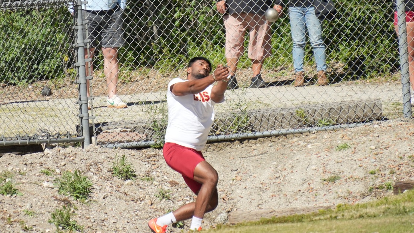 Kavin Prasanna throwing the hammer