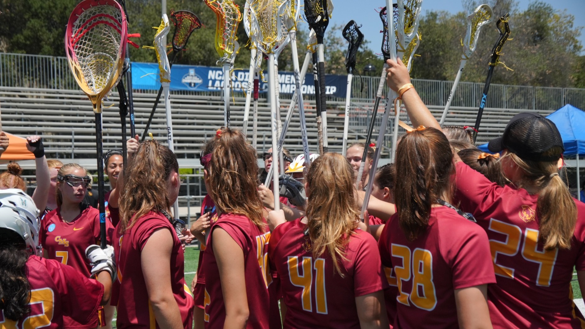 CMS Women's Lacrosse team huddle