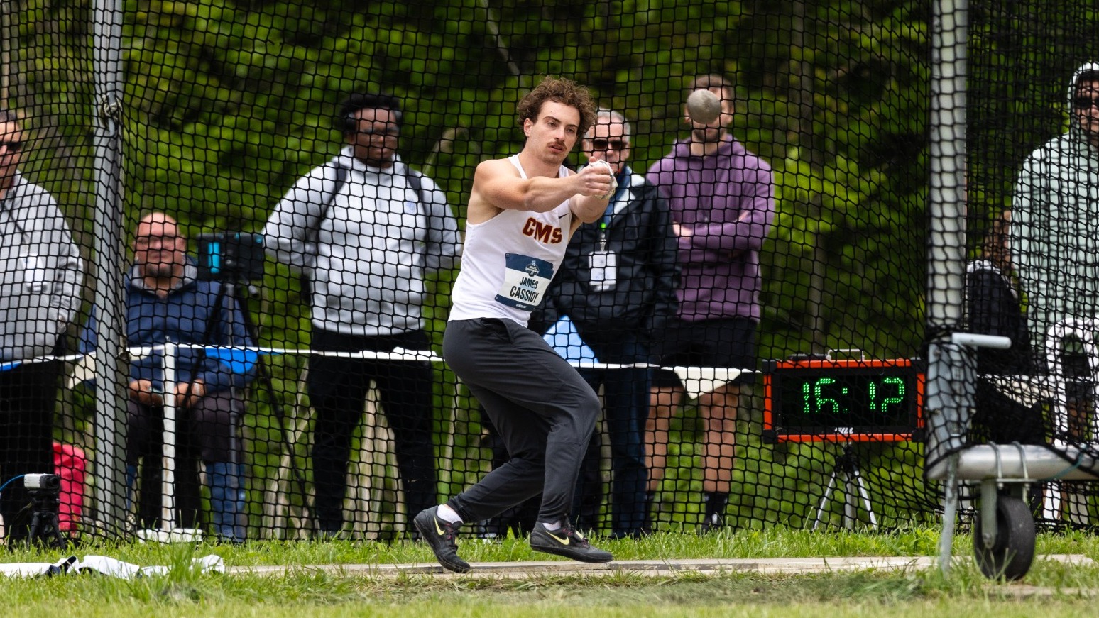 Kaden Cassidy throwing the hammer