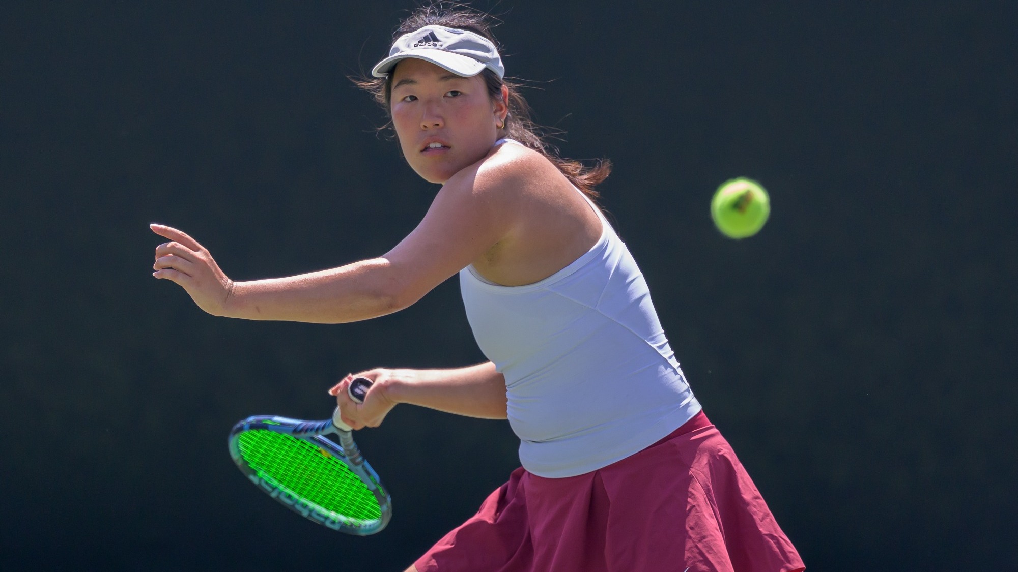 Rebecca Kong hitting a forehand