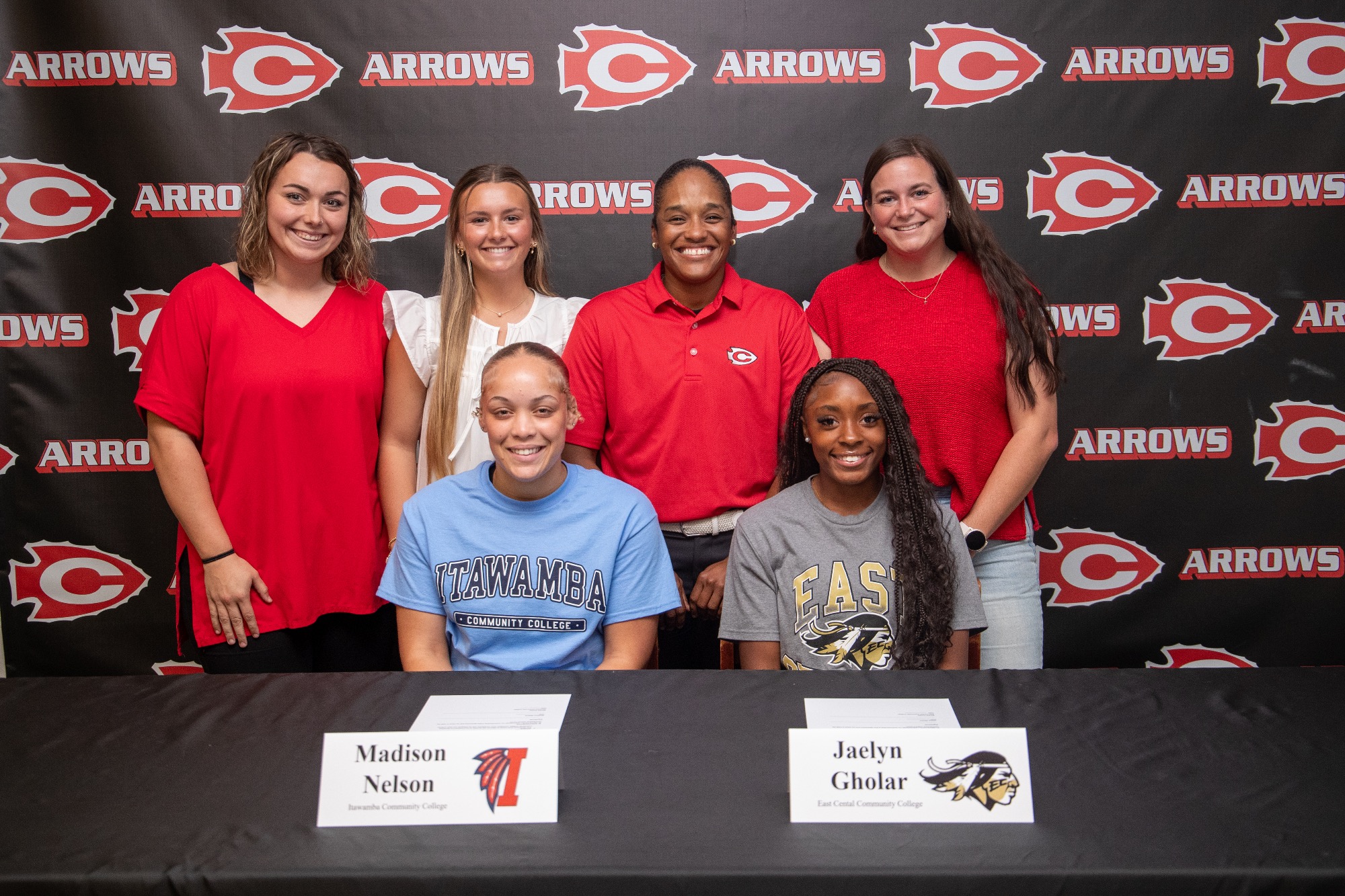 Clinton Softball seniors Madison Nelson and Jaelyn Gholar have officially committed to continue their athletic careers at Itawamba Community College and East Central Community College.