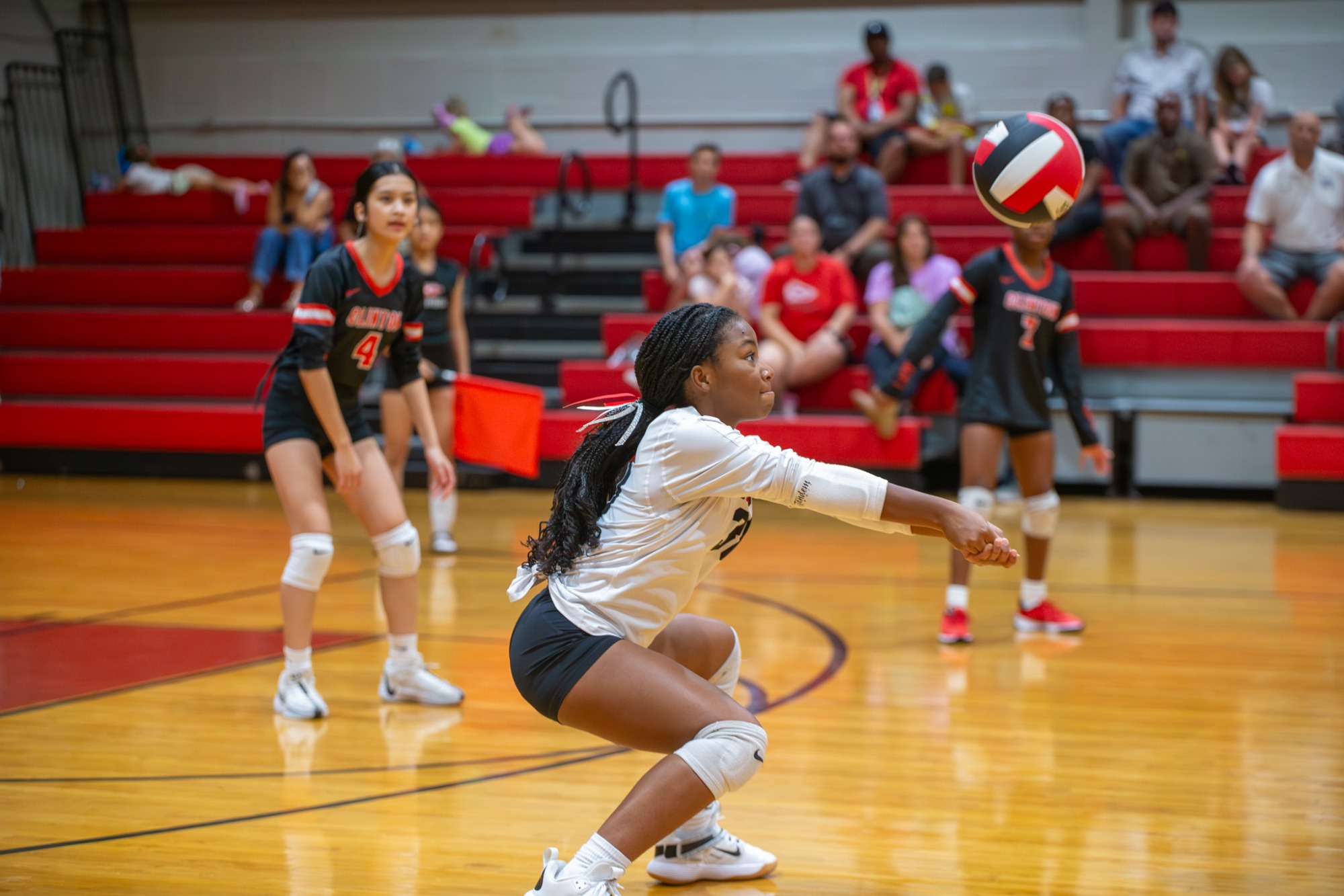 Clinton's Junior High Volleyball team swept Vicksburg Monday night in three sets.