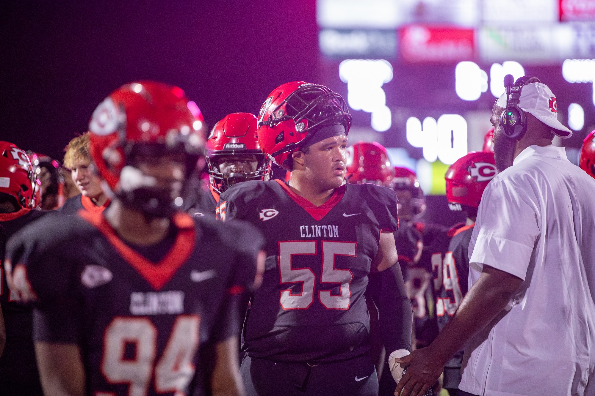 The Clinton Arrows won their second at-home Friday night lights, winning 19-11 against the Northwest Ranking Cougars.