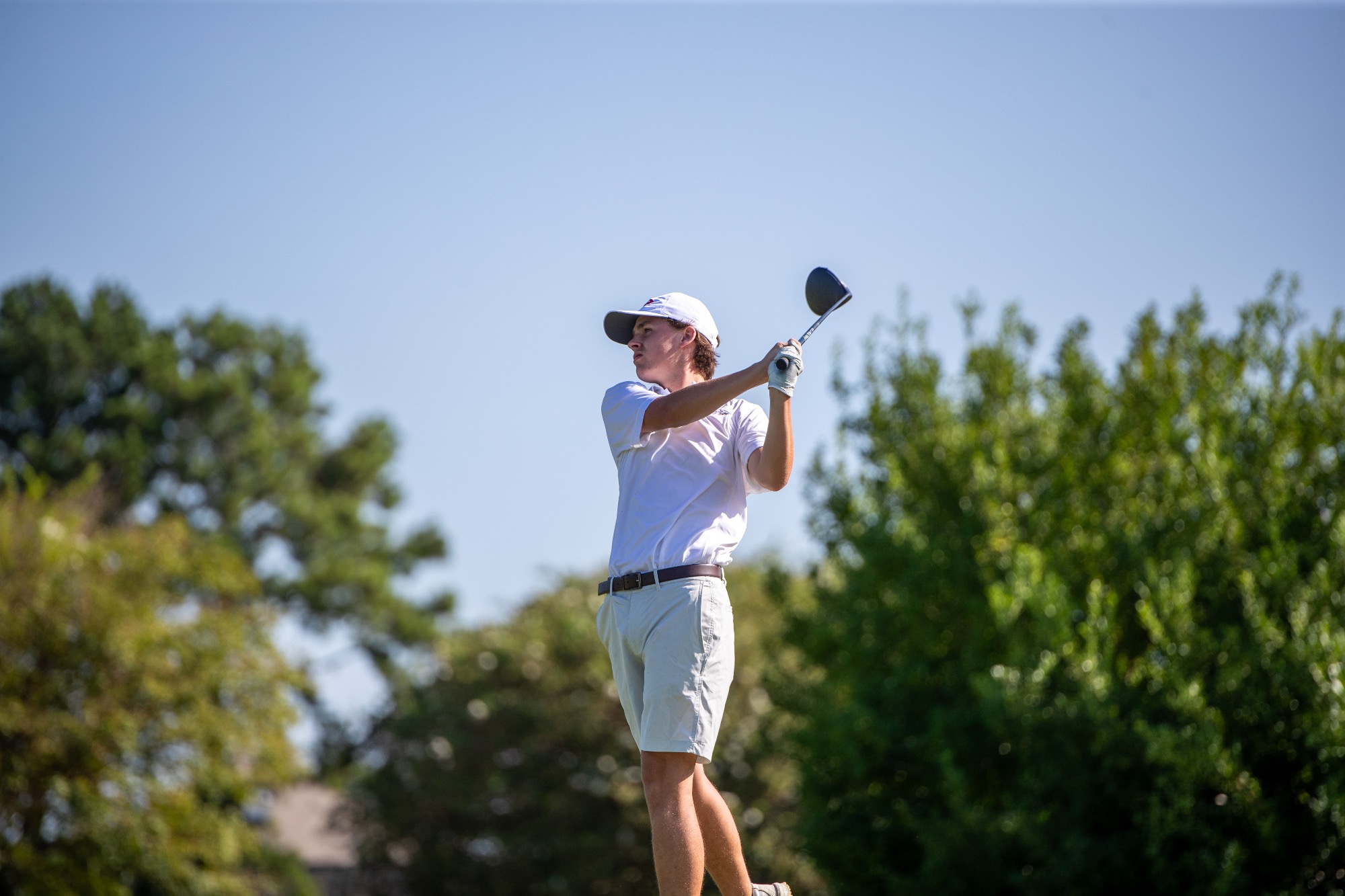 Arrow Golf competed in the Maverick Invitational at Lake Caroline on Thursday, August 20. The top player for Clinton was Cooper Smith, finishing with an 88 with Robert Farr not trailing too far being with a card of 90. This earned Clinton a top ten finish.