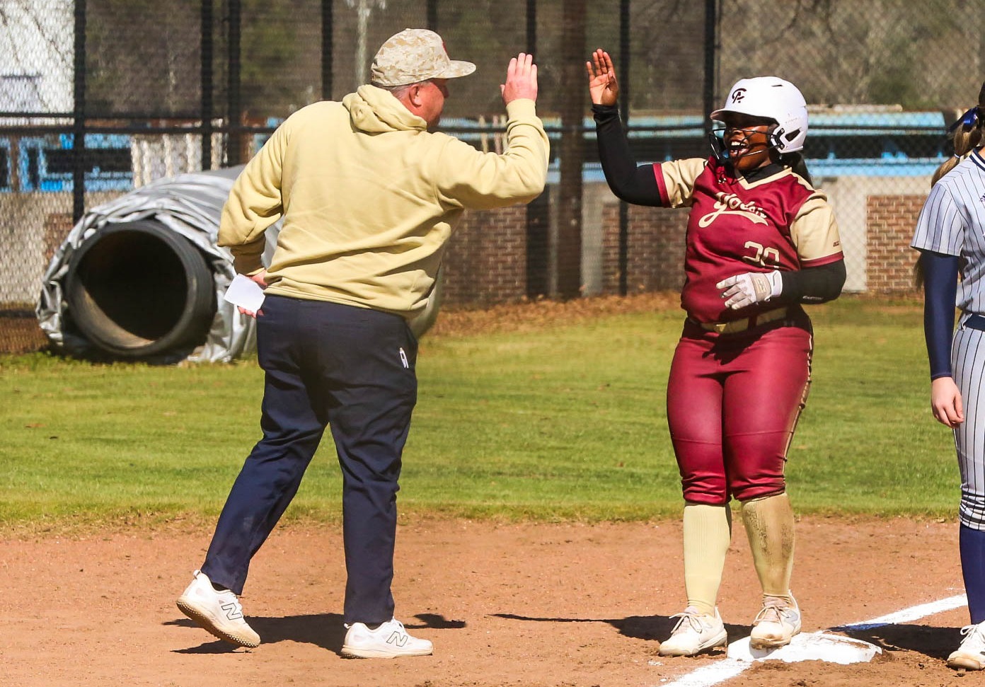 Jakayla Williams, Barry Roberts